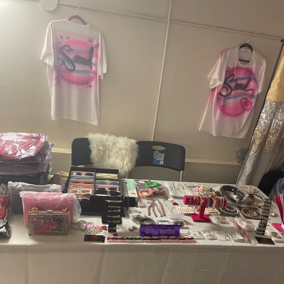 🚨🚨🚨🚨Live Share Show🚨🚨🚨🚨 Like, Share, And Follow Guys. Lets Have Fun - Picture 5 of 17